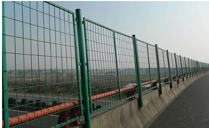 遂宁市道路护栏护栏网 - 方案